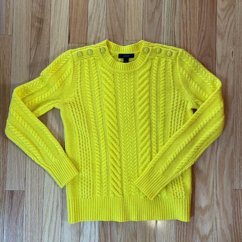 J Crew Women’s Wool Sweater with‎ buttons. Yellow